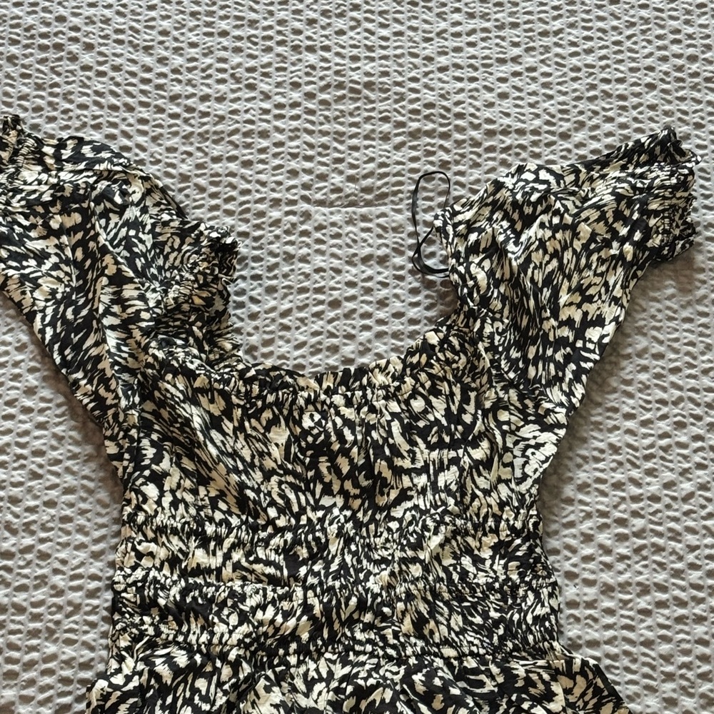 ⚠️H&M Mini Dress⚠️ - Picture 2 of 3